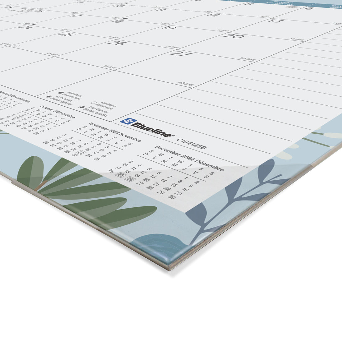 Azure Monthly Desk Pad 2024, Bilingual<br>*2024 Edition now sold out